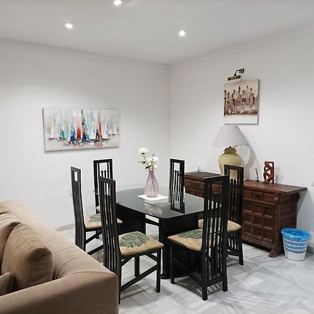 Ferienwohnung Large 2 Bed Apt Puerto Banus Marina Private Parking Marbella Exterior foto