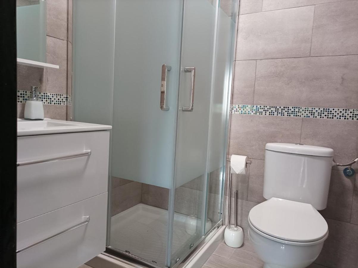 Ferienwohnung Large 2 Bed Apt Puerto Banus Marina Private Parking Marbella Exterior foto