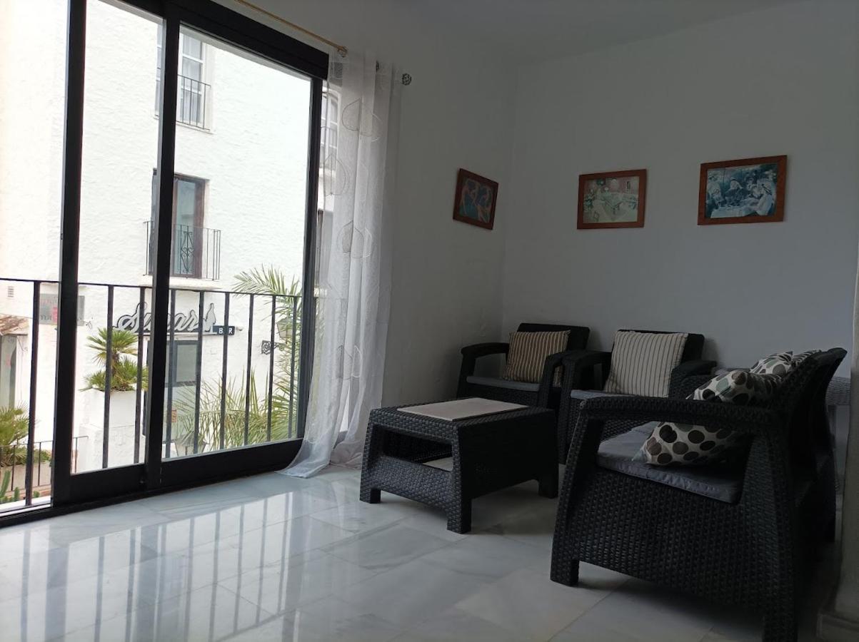 Ferienwohnung Large 2 Bed Apt Puerto Banus Marina Private Parking Marbella Exterior foto